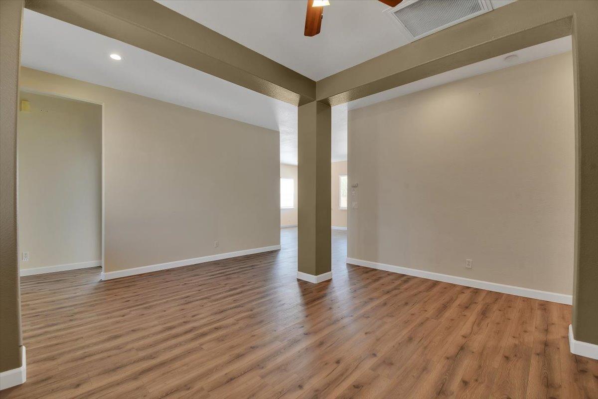 Detail Gallery Image 11 of 49 For 1667 Tres Picos Dr, Yuba City,  CA 95993 - 3 Beds | 2 Baths