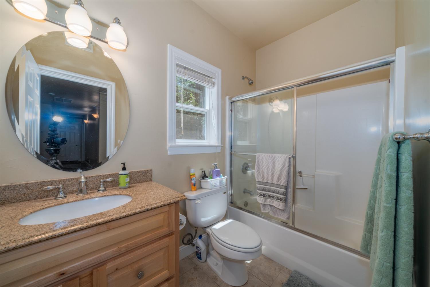 Detail Gallery Image 19 of 33 For 6303 Thornburgh Ct, Foresthill,  CA 95631 - 3 Beds | 2/1 Baths