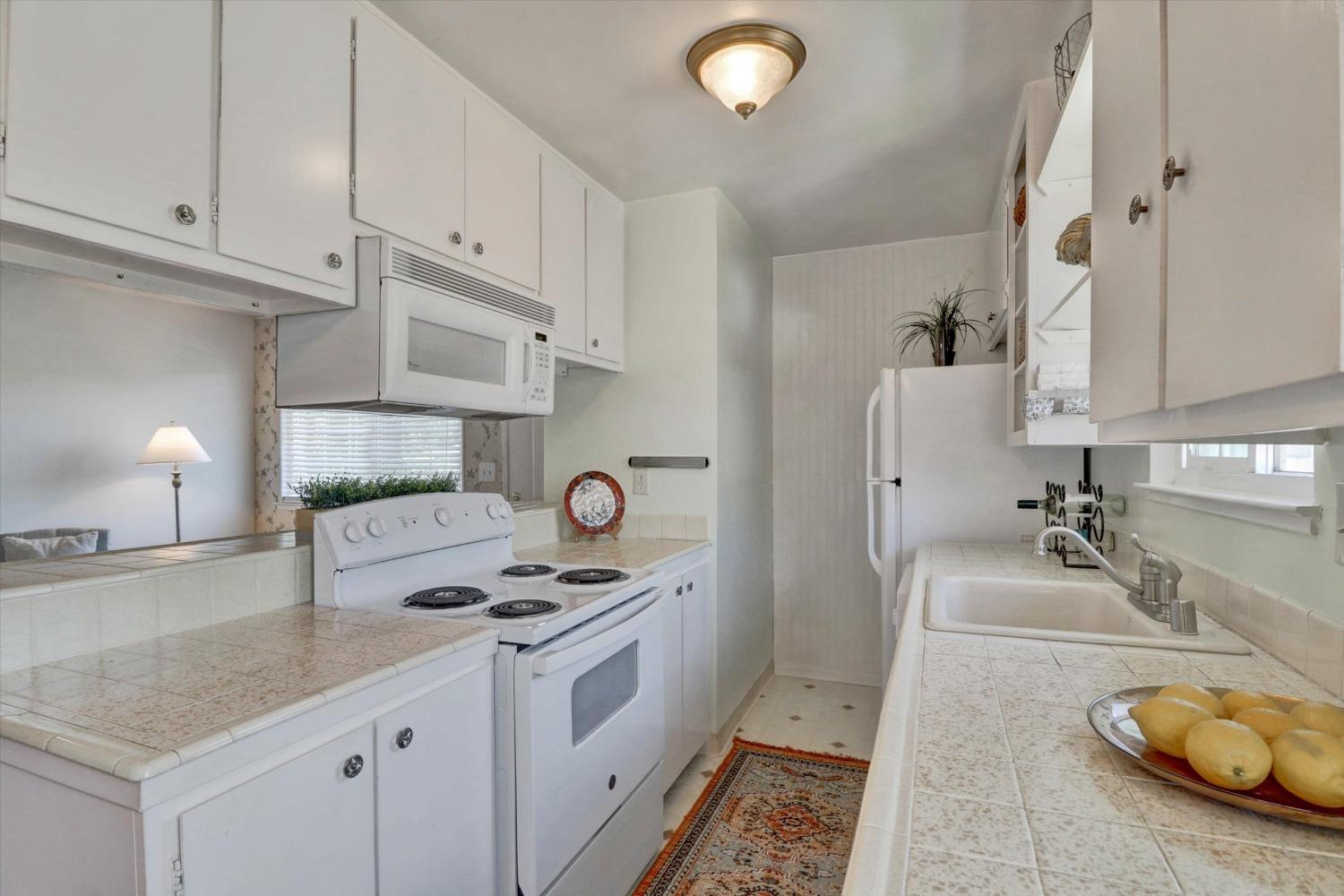 Detail Gallery Image 7 of 23 For 785 Warring Dr #4,  San Jose,  CA 95123 - 2 Beds | 1 Baths