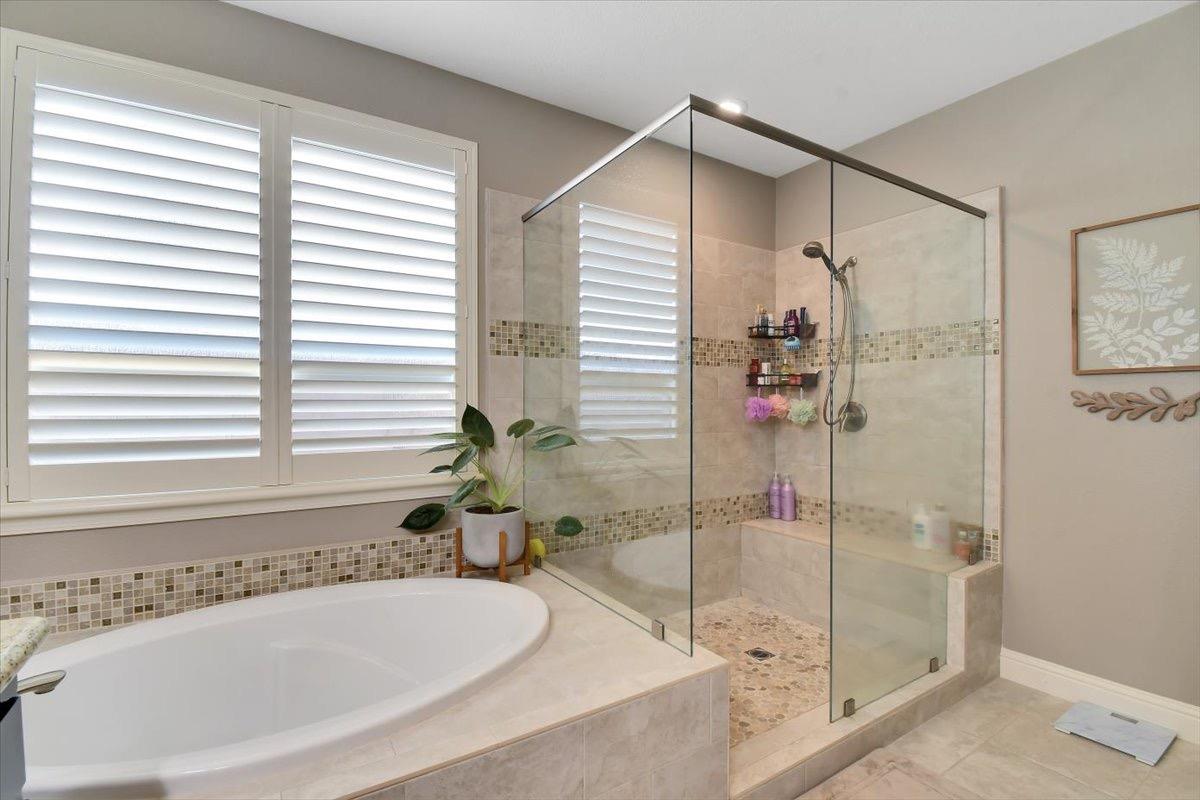 Detail Gallery Image 15 of 45 For 2199 Newcastle Dr, Yuba City,  CA 95991 - 3 Beds | 2/1 Baths