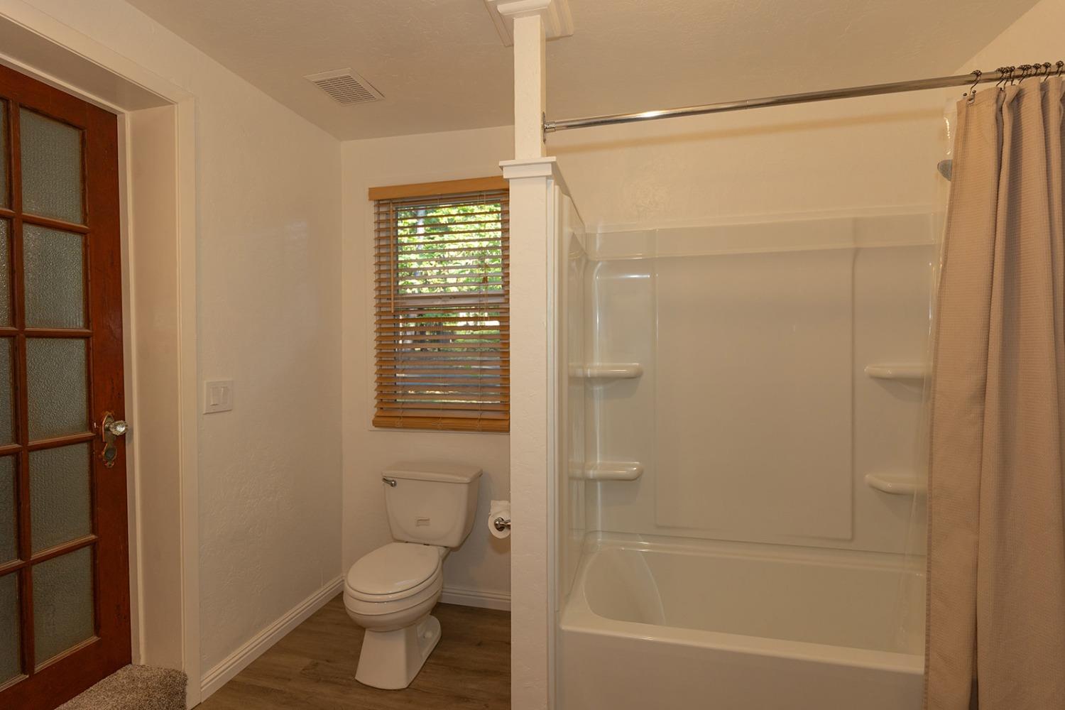Detail Gallery Image 24 of 44 For 12318 Shady Ln, Nevada City,  CA 95959 - 2 Beds | 2 Baths