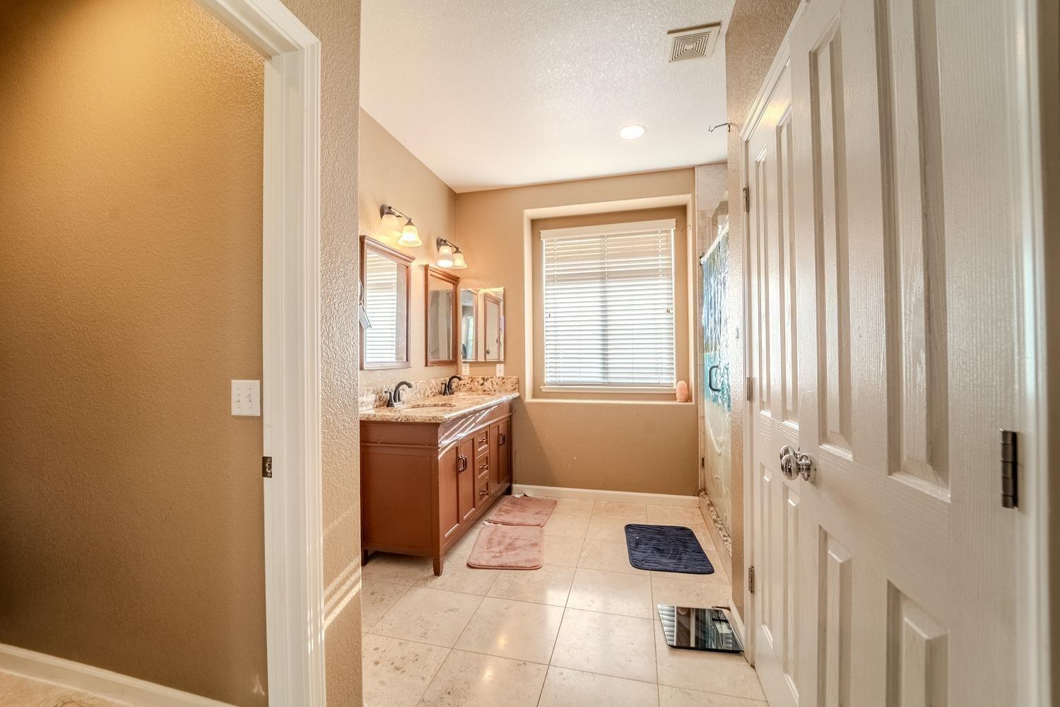 Detail Gallery Image 29 of 37 For 1233 Tori Ln, Yuba City,  CA 95993 - 4 Beds | 3/1 Baths
