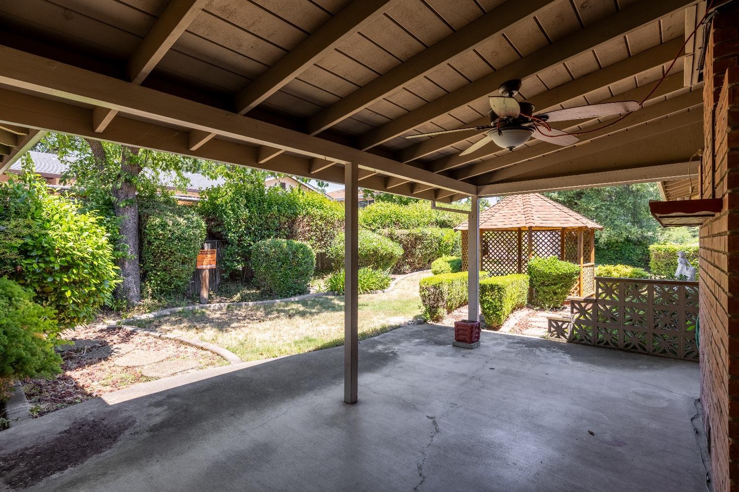Detail Gallery Image 31 of 39 For 7601 Woodland Ln, Fair Oaks,  CA 95628 - 4 Beds | 2/1 Baths