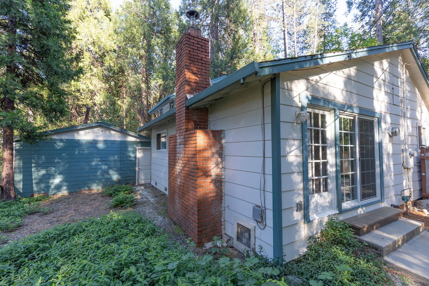 Detail Gallery Image 38 of 44 For 12318 Shady Ln, Nevada City,  CA 95959 - 2 Beds | 2 Baths