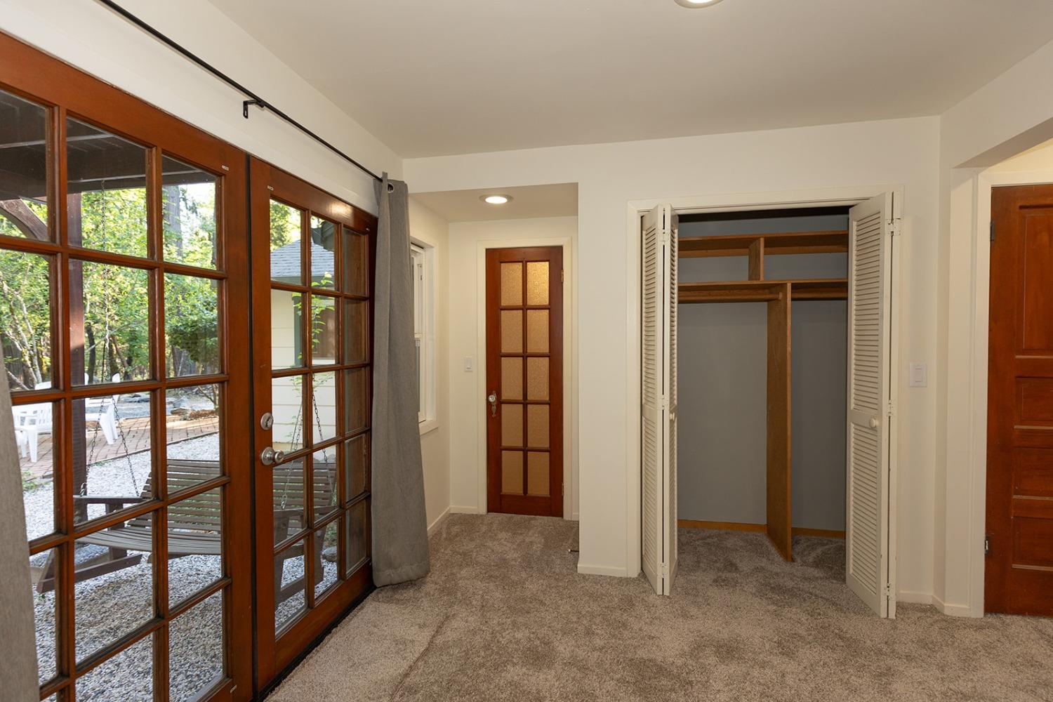 Detail Gallery Image 21 of 44 For 12318 Shady Ln, Nevada City,  CA 95959 - 2 Beds | 2 Baths