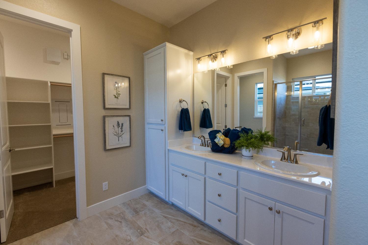 Detail Gallery Image 15 of 16 For 864 Meadowlands Drive Dr, Oakdale,  CA 95361 - 3 Beds | 2 Baths