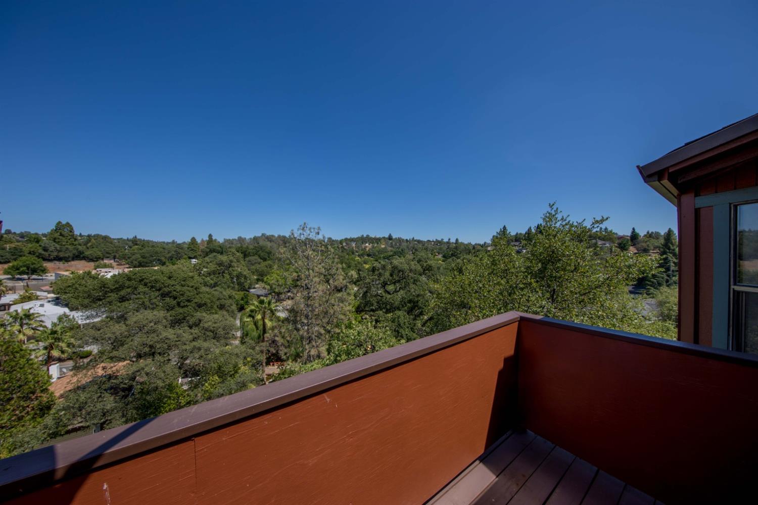 Detail Gallery Image 5 of 42 For 183 Blackberry Ct, Auburn,  CA 95603 - 2 Beds | 2 Baths