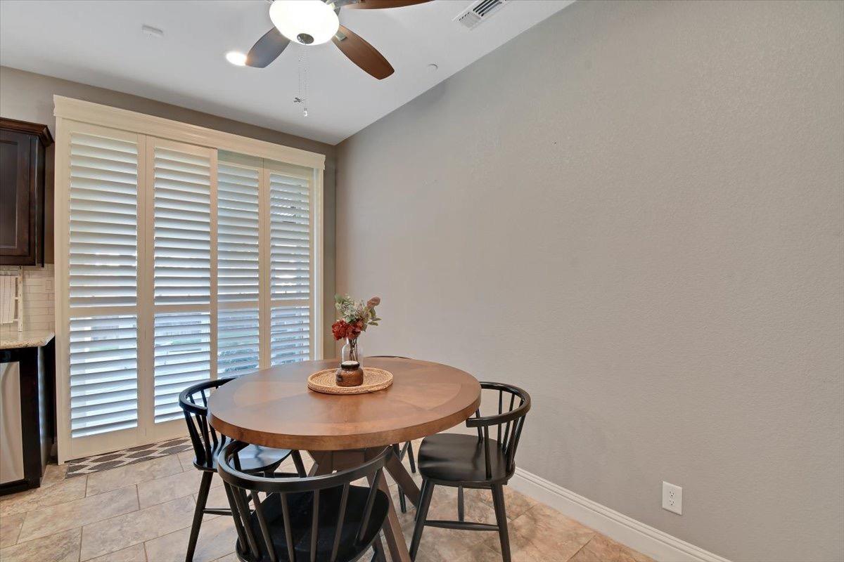 Detail Gallery Image 17 of 45 For 2199 Newcastle Dr, Yuba City,  CA 95991 - 3 Beds | 2/1 Baths