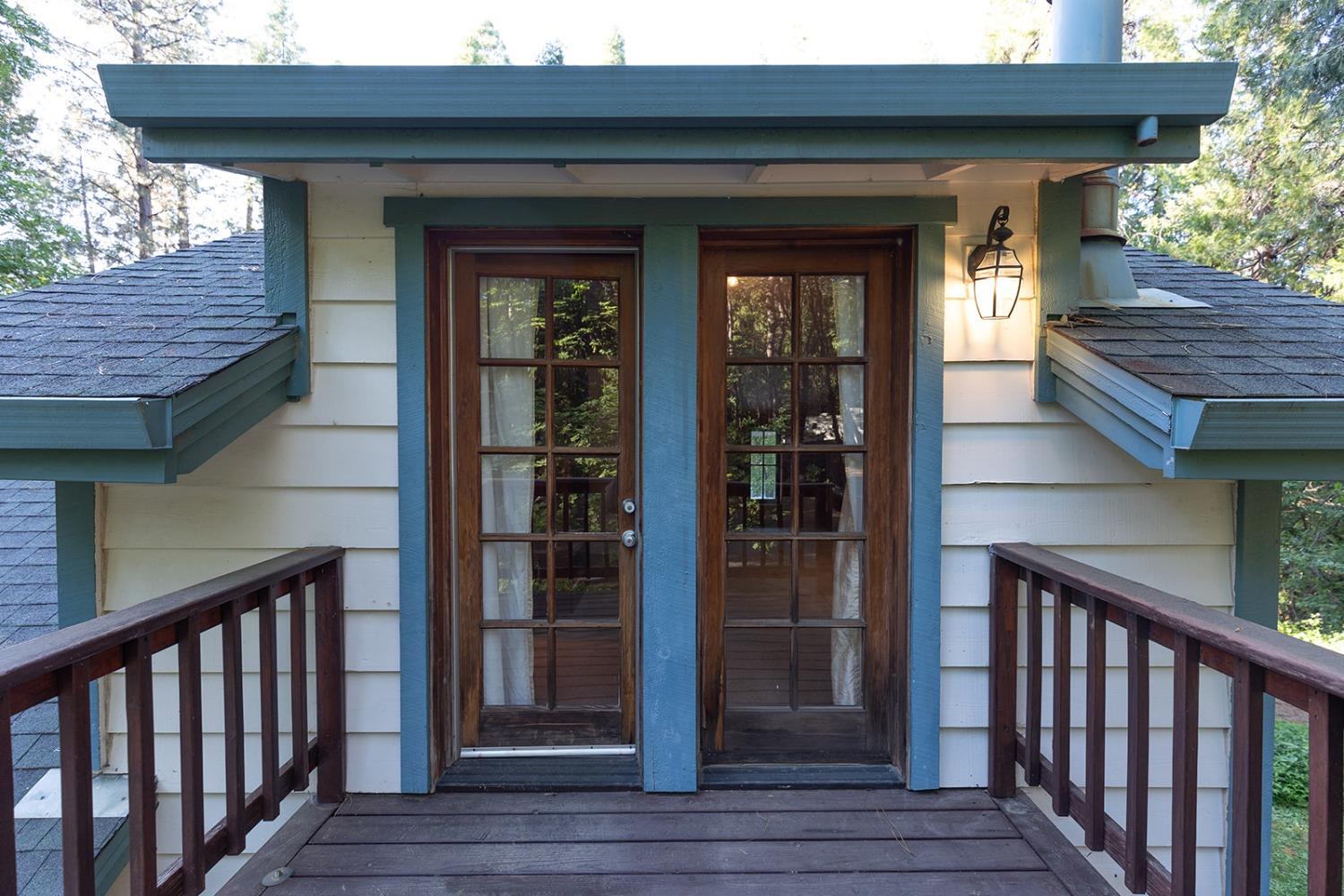 Detail Gallery Image 35 of 44 For 12318 Shady Ln, Nevada City,  CA 95959 - 2 Beds | 2 Baths
