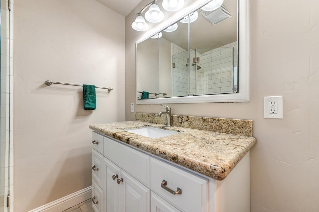 Detail Gallery Image 25 of 50 For 6336 Horseshoe Bar Rd, Loomis,  CA 95650 - 3 Beds | 2 Baths