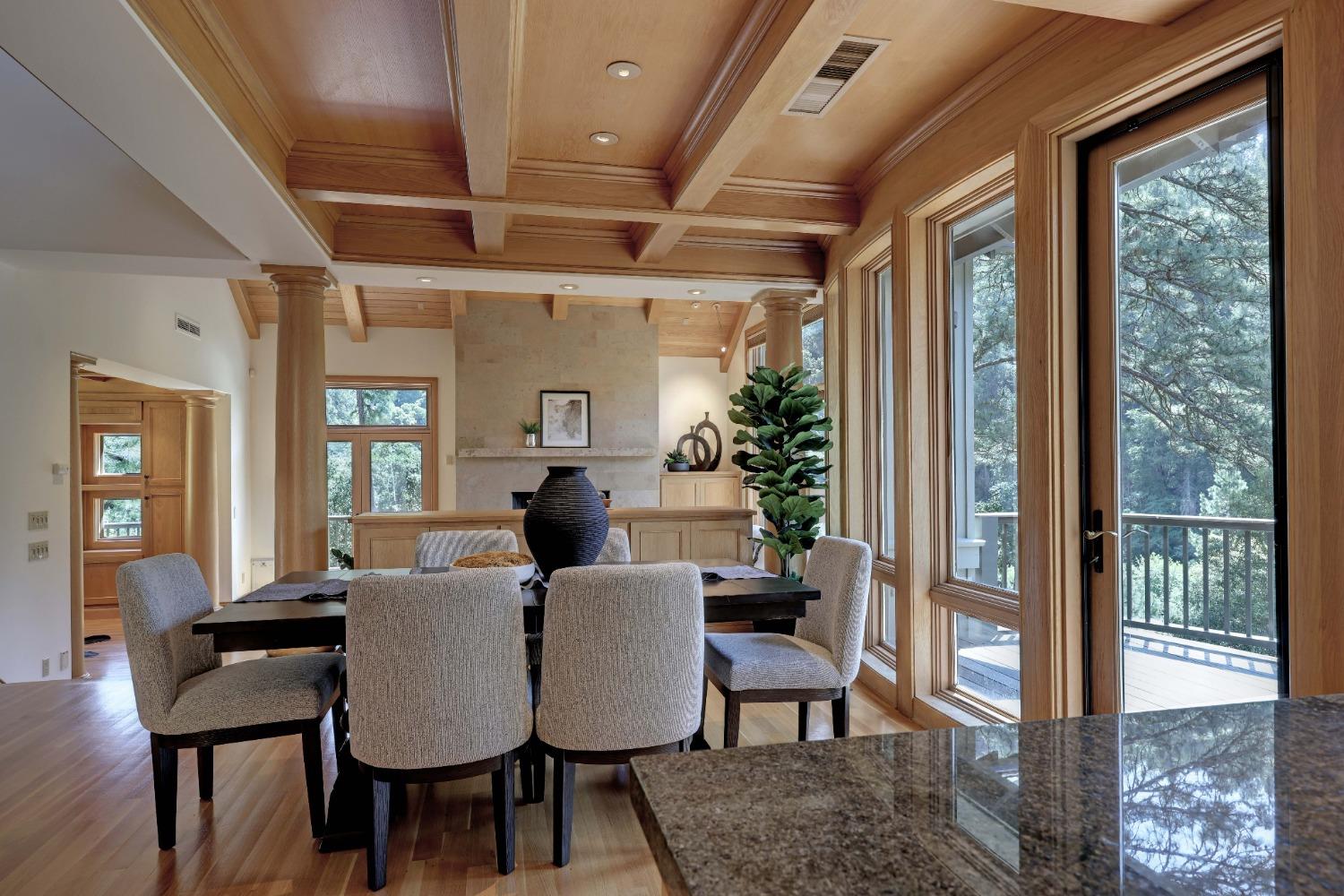 Detail Gallery Image 22 of 85 For 15035 Deerwood Pl, Grass Valley,  CA 95949 - 4 Beds | 4 Baths