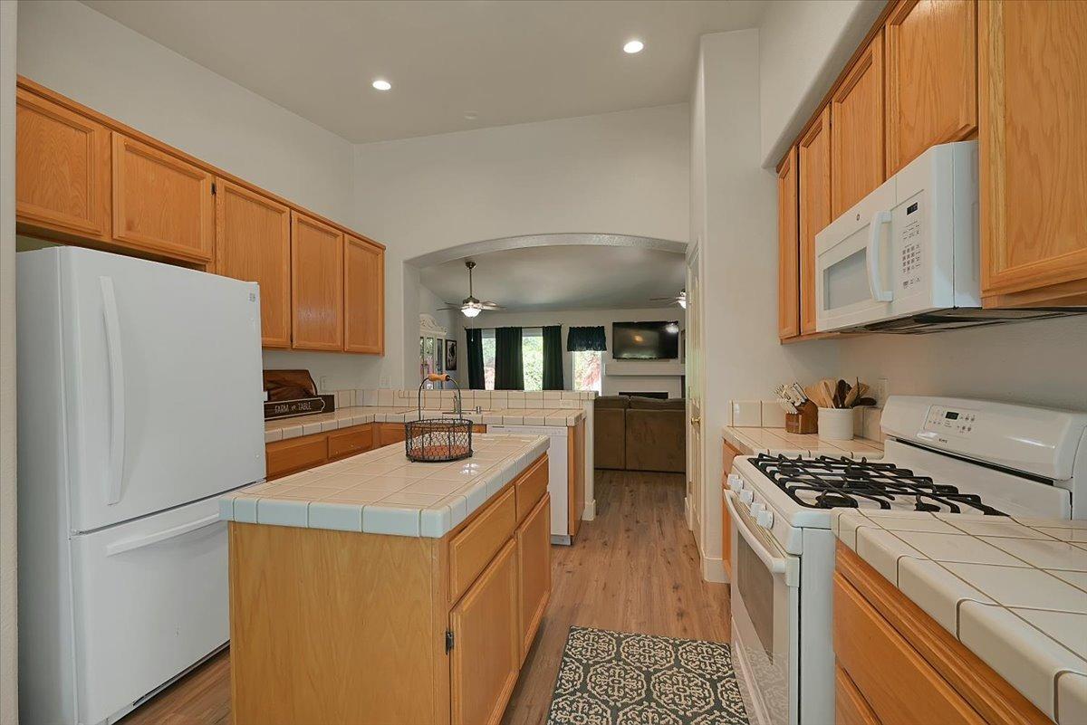 Detail Gallery Image 18 of 38 For 163 Hudson Way, Wheatland,  CA 95692 - 3 Beds | 2 Baths