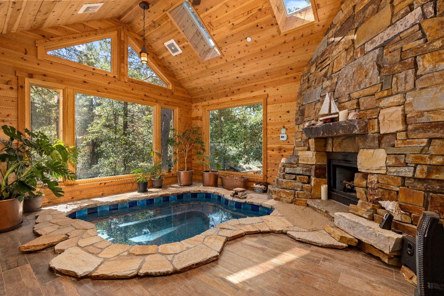 Detail Gallery Image 10 of 54 For 11992 Red Gate Rd, Nevada City,  CA 95959 - 8 Beds | 8 Baths