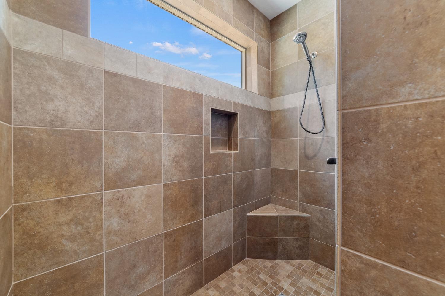 Detail Gallery Image 39 of 77 For 12992 Lone Tree Way, Marysville,  CA 95901 - 3 Beds | 2/1 Baths
