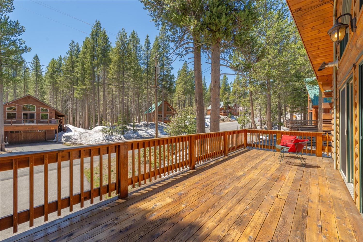 Detail Gallery Image 20 of 24 For 4103 Westshore Dr, Soda Springs,  CA 95728 - 3 Beds | 2 Baths