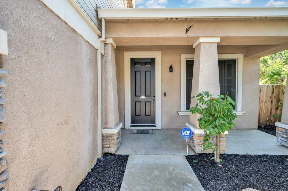 Detail Gallery Image 6 of 49 For 5542 Hazelbrook Ct, Antioch,  CA 94531 - 6 Beds | 3/1 Baths