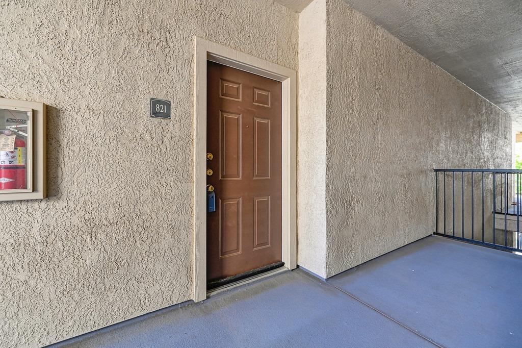 Detail Gallery Image 4 of 45 For 701 Gibson Dr #821,  Roseville,  CA 95678 - 2 Beds | 2 Baths
