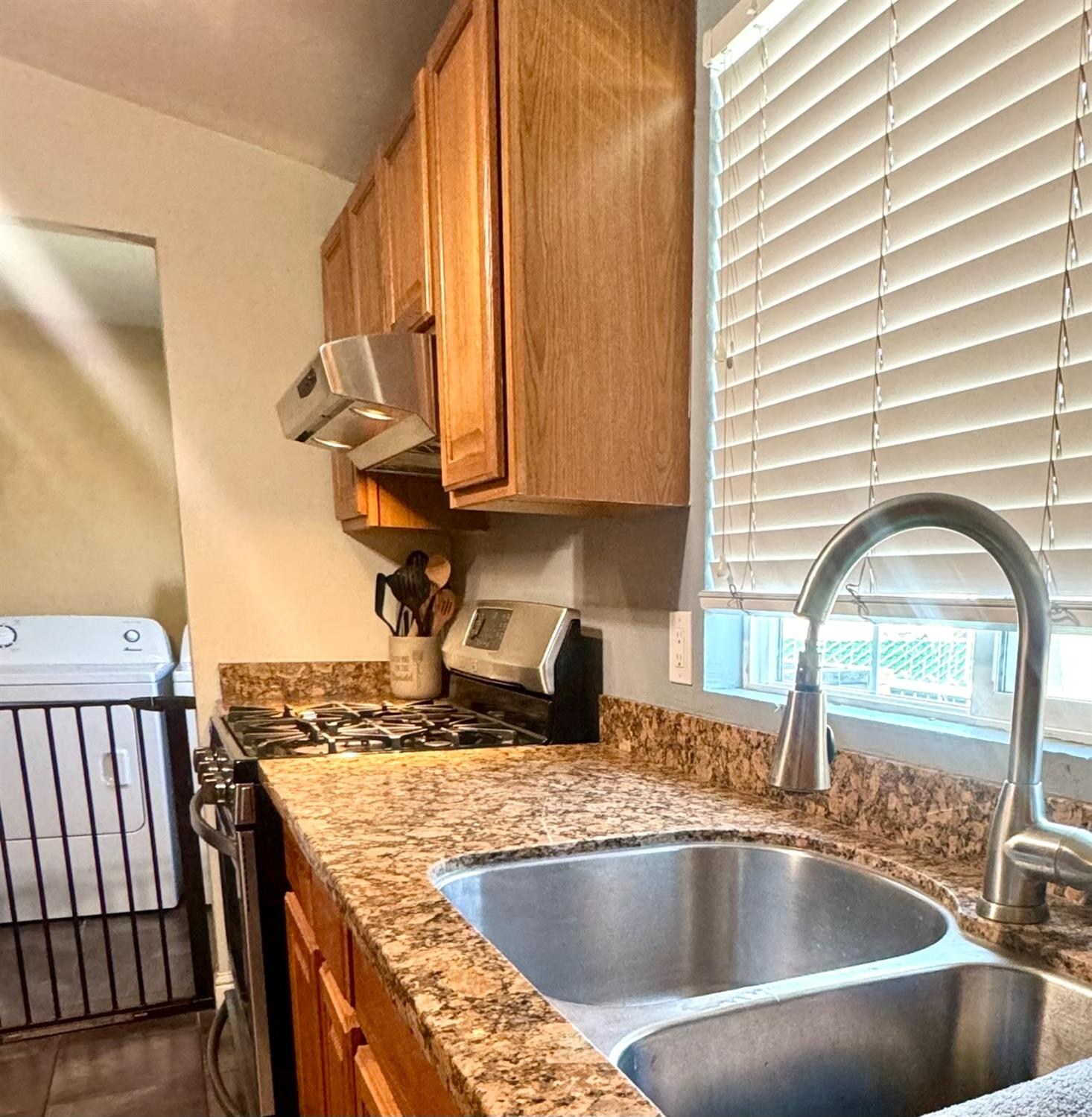 Detail Gallery Image 8 of 78 For 11550 S Harlan Rd 15, Lathrop,  CA 95330 - 3 Beds | 2 Baths