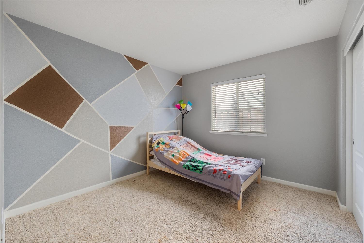 Detail Gallery Image 17 of 27 For 1359 Leighton Grove Dr, Plumas Lake,  CA 95961 - 3 Beds | 2 Baths