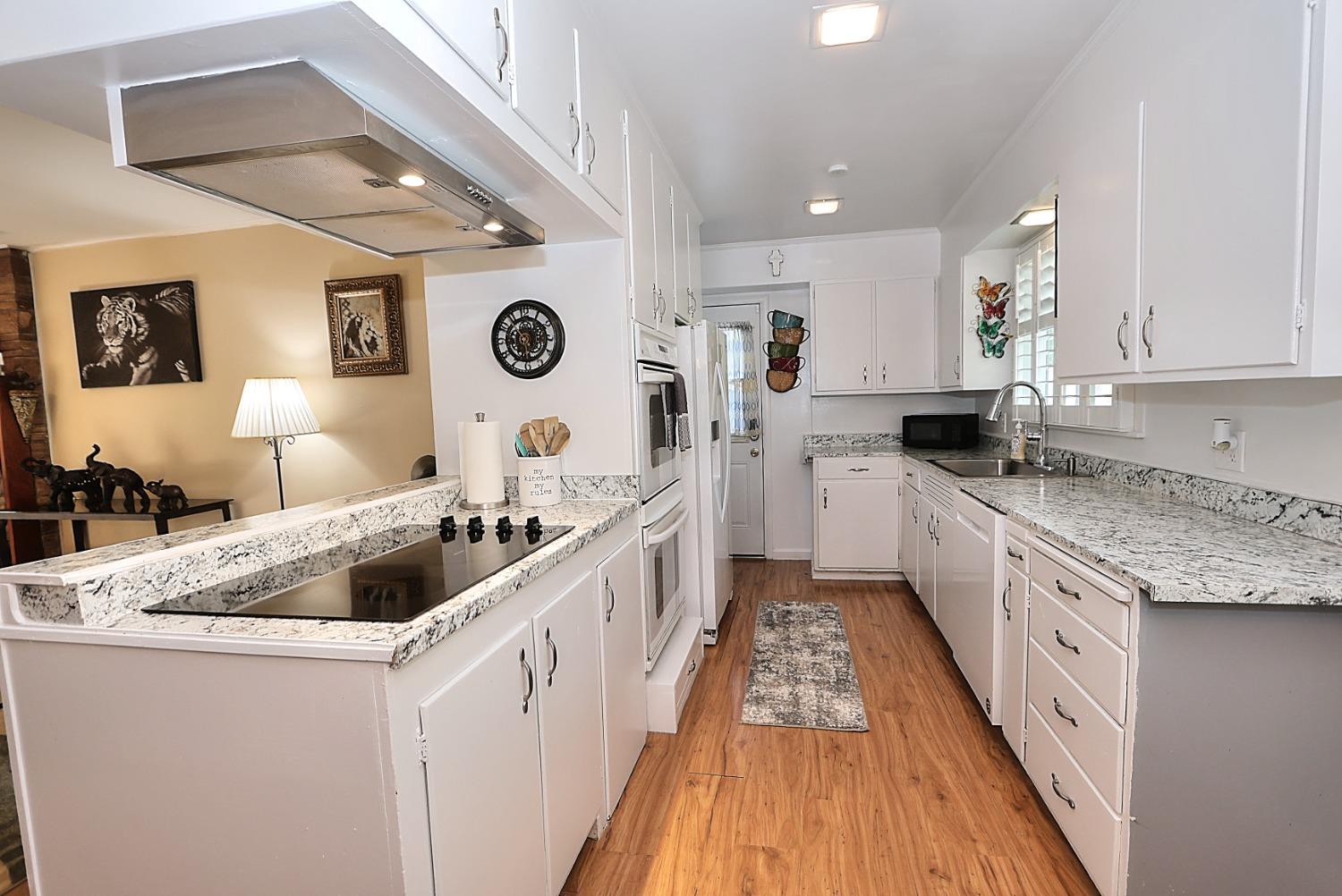 Detail Gallery Image 20 of 66 For 889 Hidden Way, Placerville,  CA 95667 - 3 Beds | 2/1 Baths