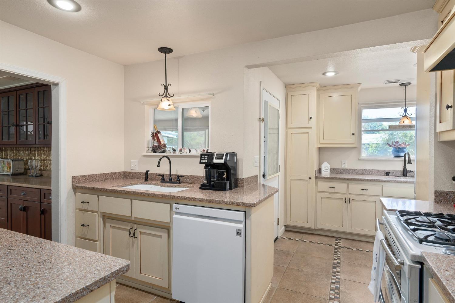 Detail Gallery Image 18 of 71 For 2650 Azevedo Ave, Biggs,  CA 95917 - 2 Beds | 2 Baths