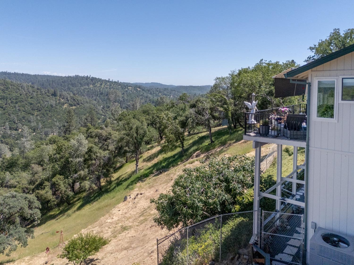 Detail Gallery Image 72 of 98 For 17237 Geneva Ct, Grass Valley,  CA 95949 - 3 Beds | 2 Baths