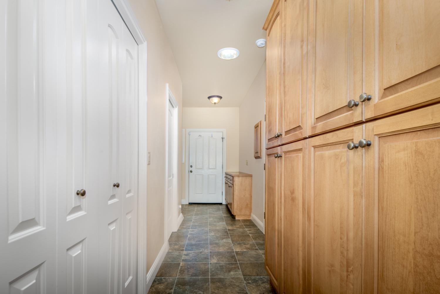Detail Gallery Image 39 of 64 For 932 Freeman Ln, Grass Valley,  CA 95949 - 3 Beds | 2/1 Baths