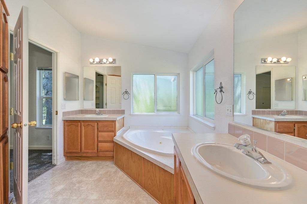 Detail Gallery Image 35 of 63 For 2861 N Shingle Rd, Shingle Springs,  CA 95682 - 3 Beds | 2 Baths