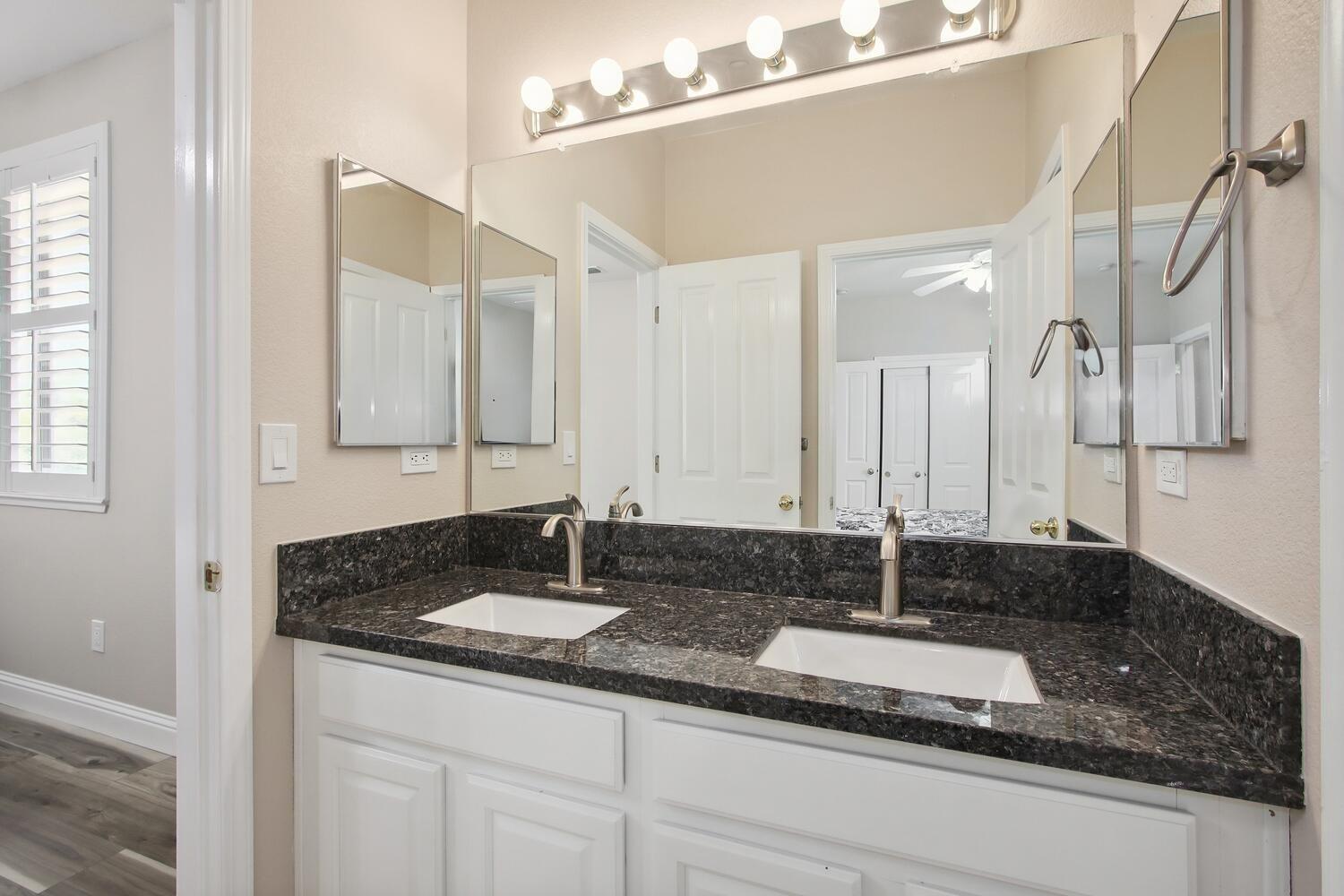 Detail Gallery Image 59 of 87 For 1521 Bella Cir, Lincoln,  CA 95648 - 6 Beds | 4/1 Baths