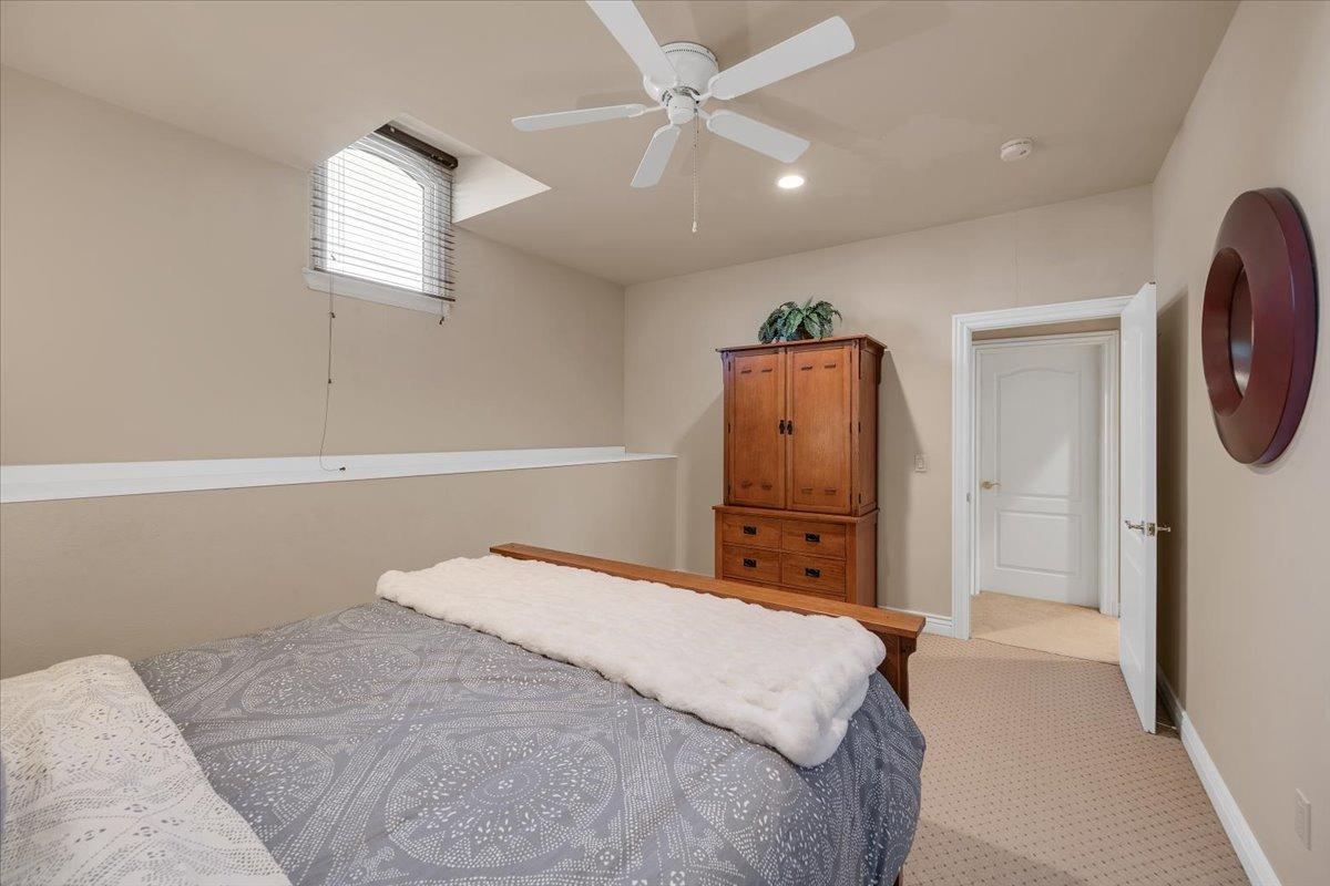 Detail Gallery Image 76 of 99 For 10 Grandview Ct #25,  Copperopolis,  CA 95228 - 4 Beds | 3/1 Baths