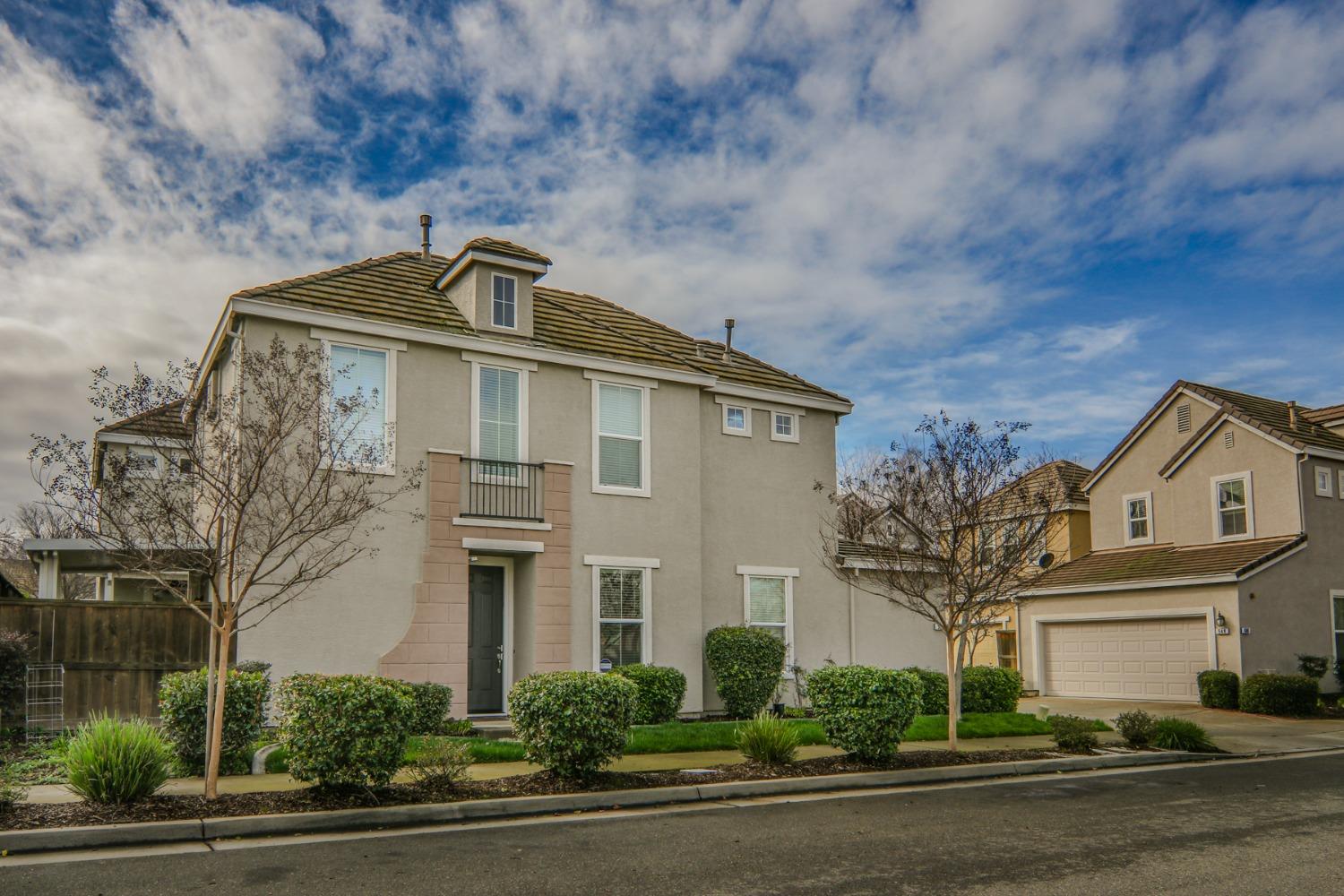 Detail Gallery Image 2 of 33 For 578 Navigator Dr, Lincoln,  CA 95648 - 3 Beds | 2/1 Baths