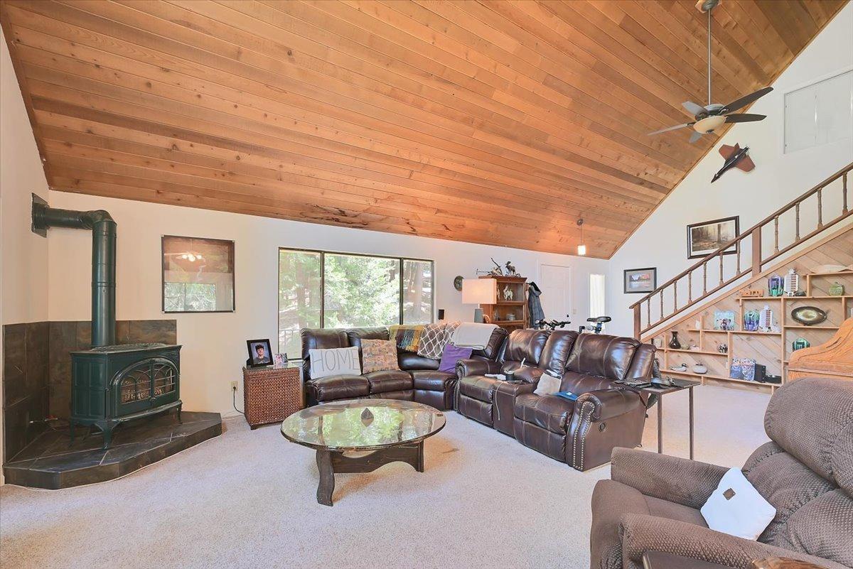 Detail Gallery Image 7 of 33 For 12402 Francis Dr, Grass Valley,  CA 95949 - 4 Beds | 2 Baths