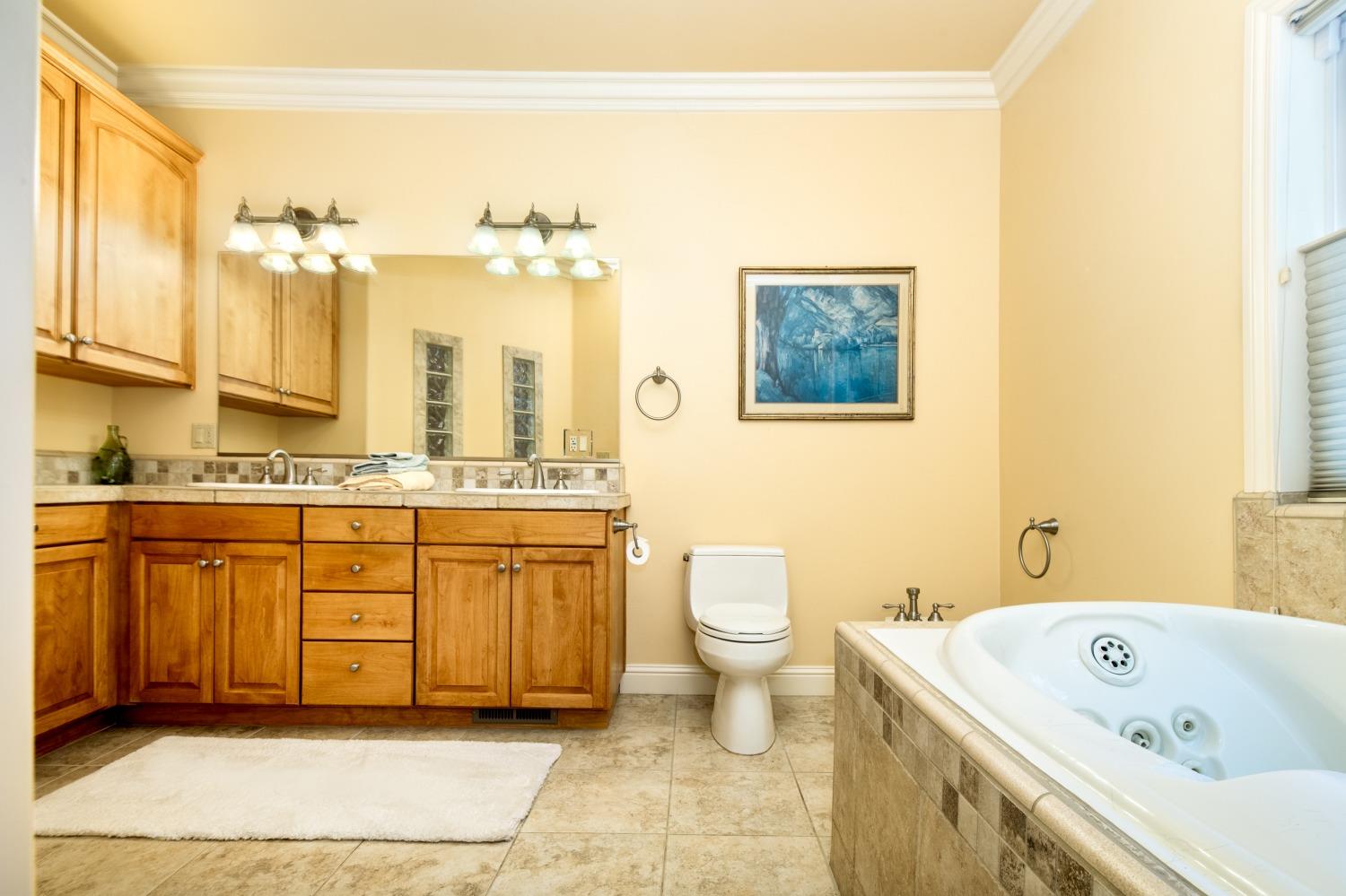 Detail Gallery Image 29 of 64 For 932 Freeman Ln, Grass Valley,  CA 95949 - 3 Beds | 2/1 Baths