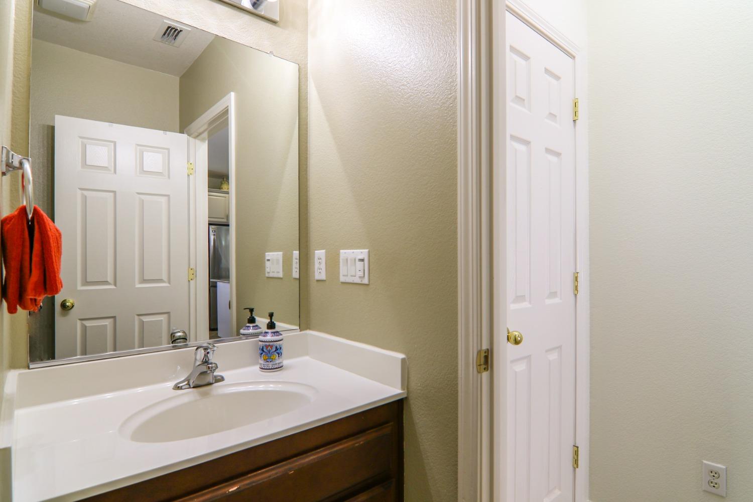 Detail Gallery Image 19 of 33 For 578 Navigator Dr, Lincoln,  CA 95648 - 3 Beds | 2/1 Baths