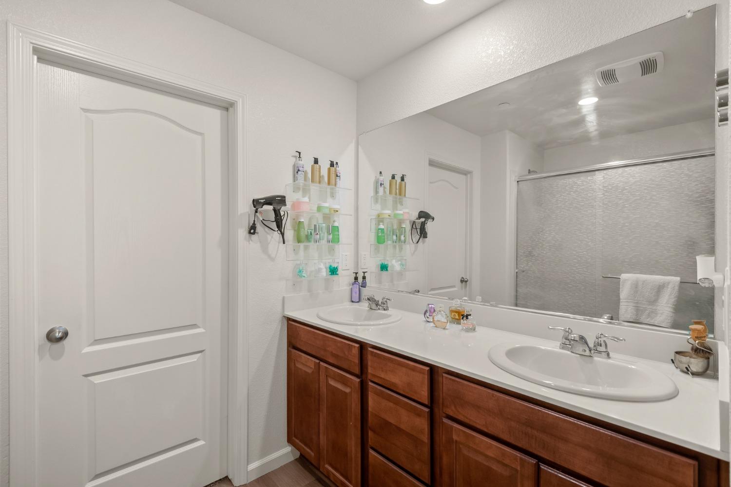 Detail Gallery Image 17 of 24 For 3337 Seger Way, Stockton,  CA 95212 - 4 Beds | 2/1 Baths