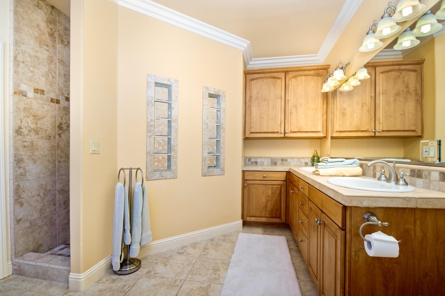 Detail Gallery Image 30 of 64 For 932 Freeman Ln, Grass Valley,  CA 95949 - 3 Beds | 2/1 Baths