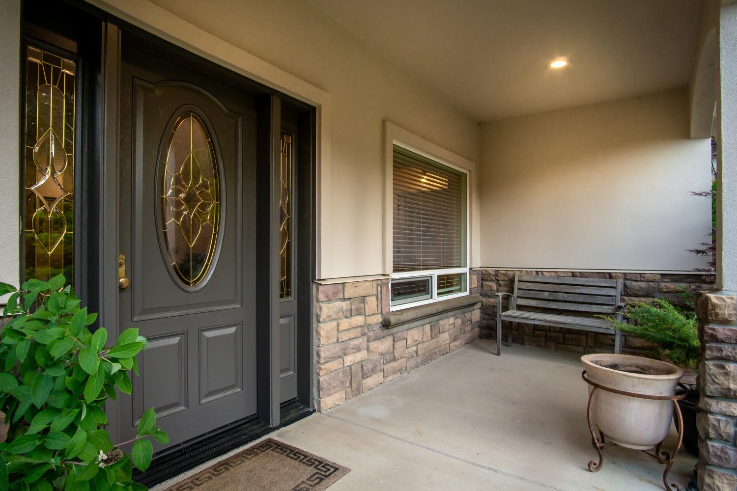 Detail Gallery Image 9 of 64 For 932 Freeman Ln, Grass Valley,  CA 95949 - 3 Beds | 2/1 Baths