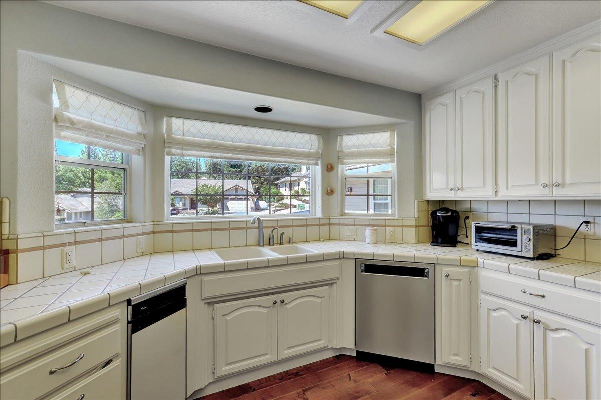 Detail Gallery Image 25 of 98 For 23375 Sun Terrace Ct, Auburn,  CA 95602 - 3 Beds | 2 Baths