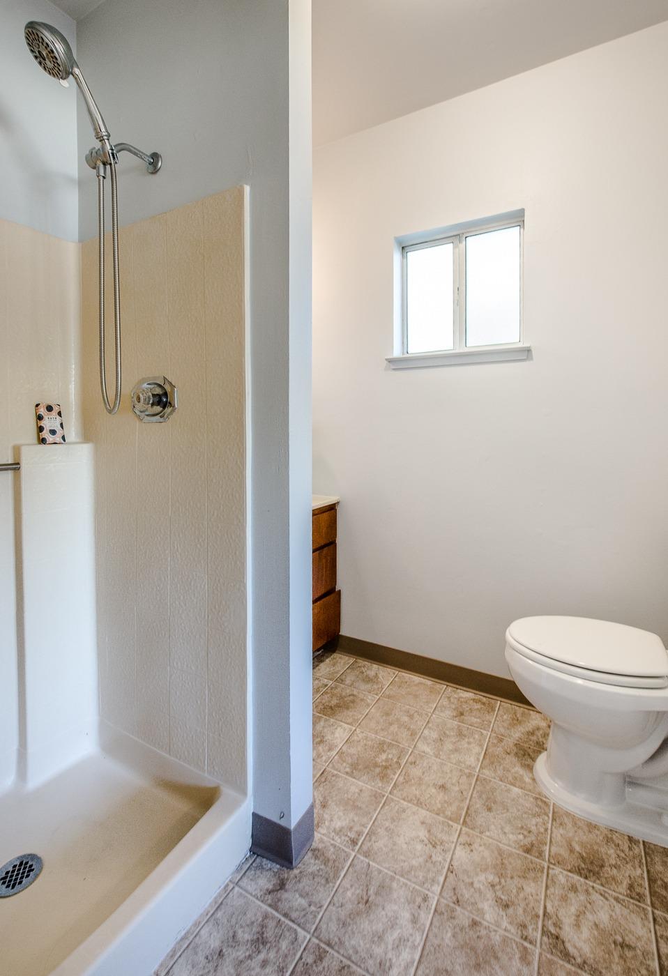 Detail Gallery Image 15 of 44 For 9 North St, Woodland,  CA 95695 - 3 Beds | 2 Baths