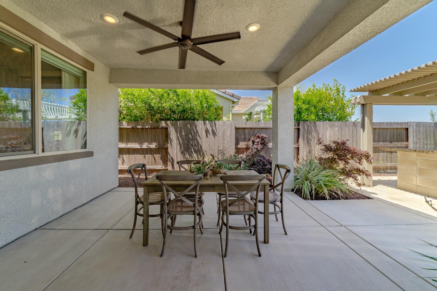 Detail Gallery Image 30 of 75 For 2983 Calypso Cir, El Dorado Hills,  CA 95762 - 3 Beds | 2/1 Baths