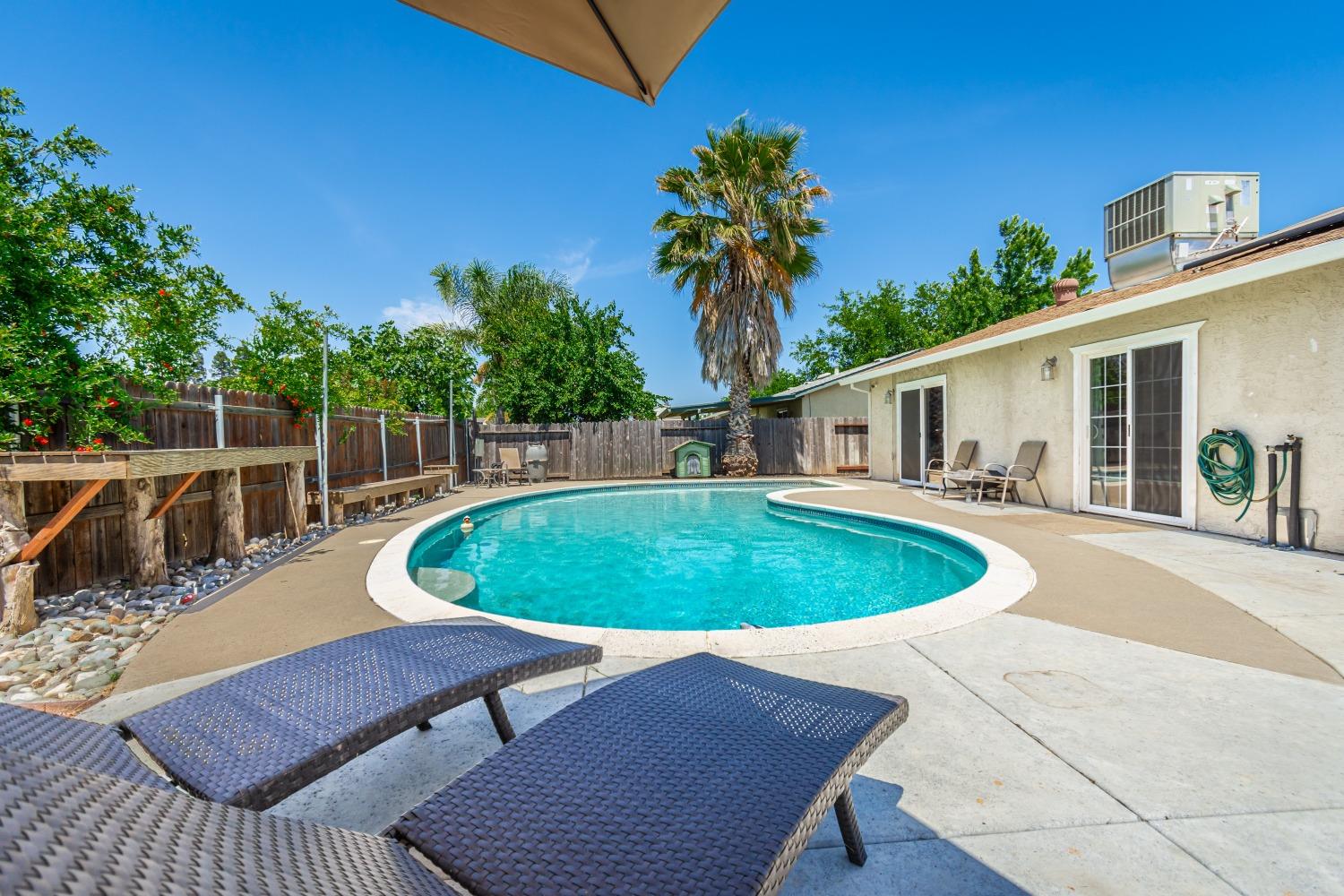 Detail Gallery Image 27 of 32 For 600 P St, Lincoln,  CA 95648 - 3 Beds | 2 Baths