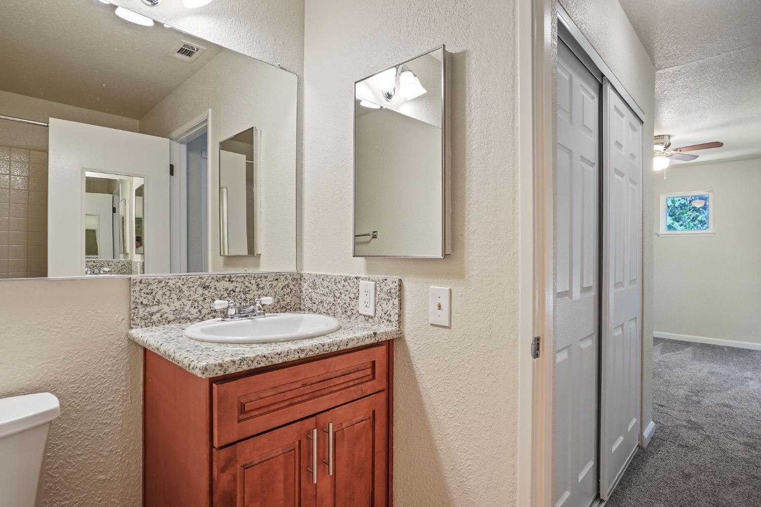 Detail Gallery Image 14 of 26 For 11150 Trinity River Dr #32,  Rancho Cordova,  CA 95670 - 2 Beds | 2 Baths