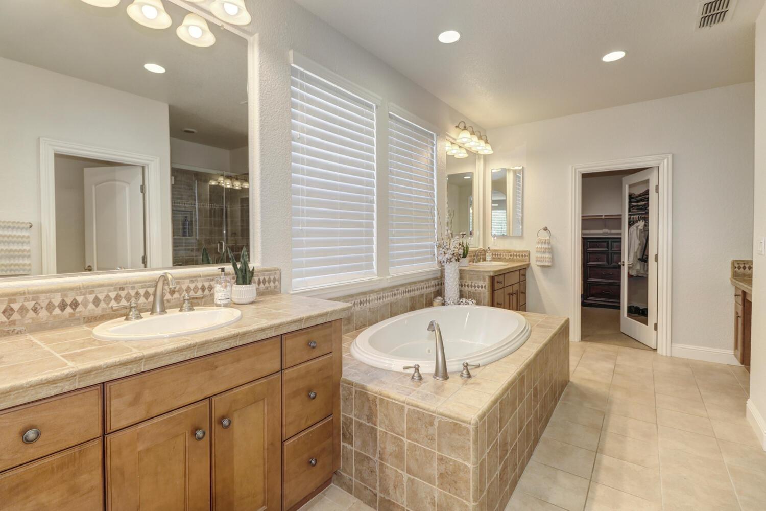 Detail Gallery Image 26 of 75 For 2268 Wild Plains Ct, Rocklin,  CA 95765 - 5 Beds | 4 Baths