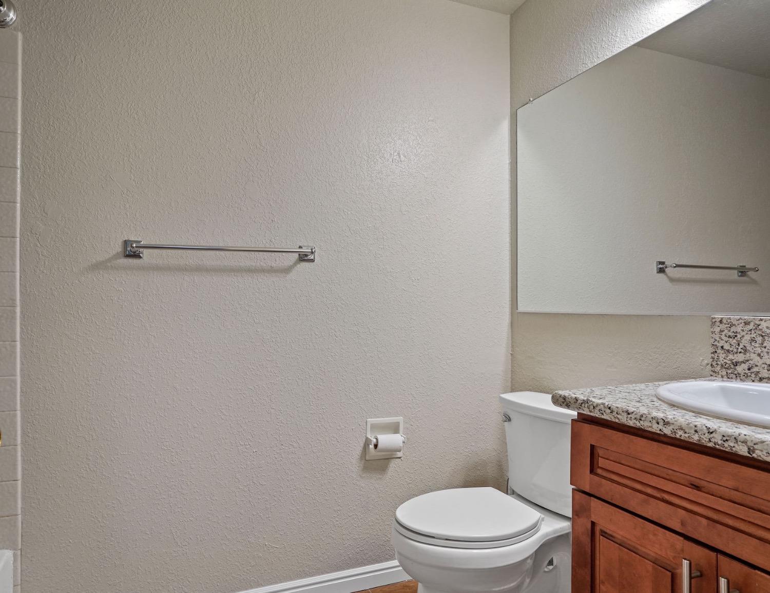 Detail Gallery Image 17 of 26 For 11150 Trinity River Dr #32,  Rancho Cordova,  CA 95670 - 2 Beds | 2 Baths