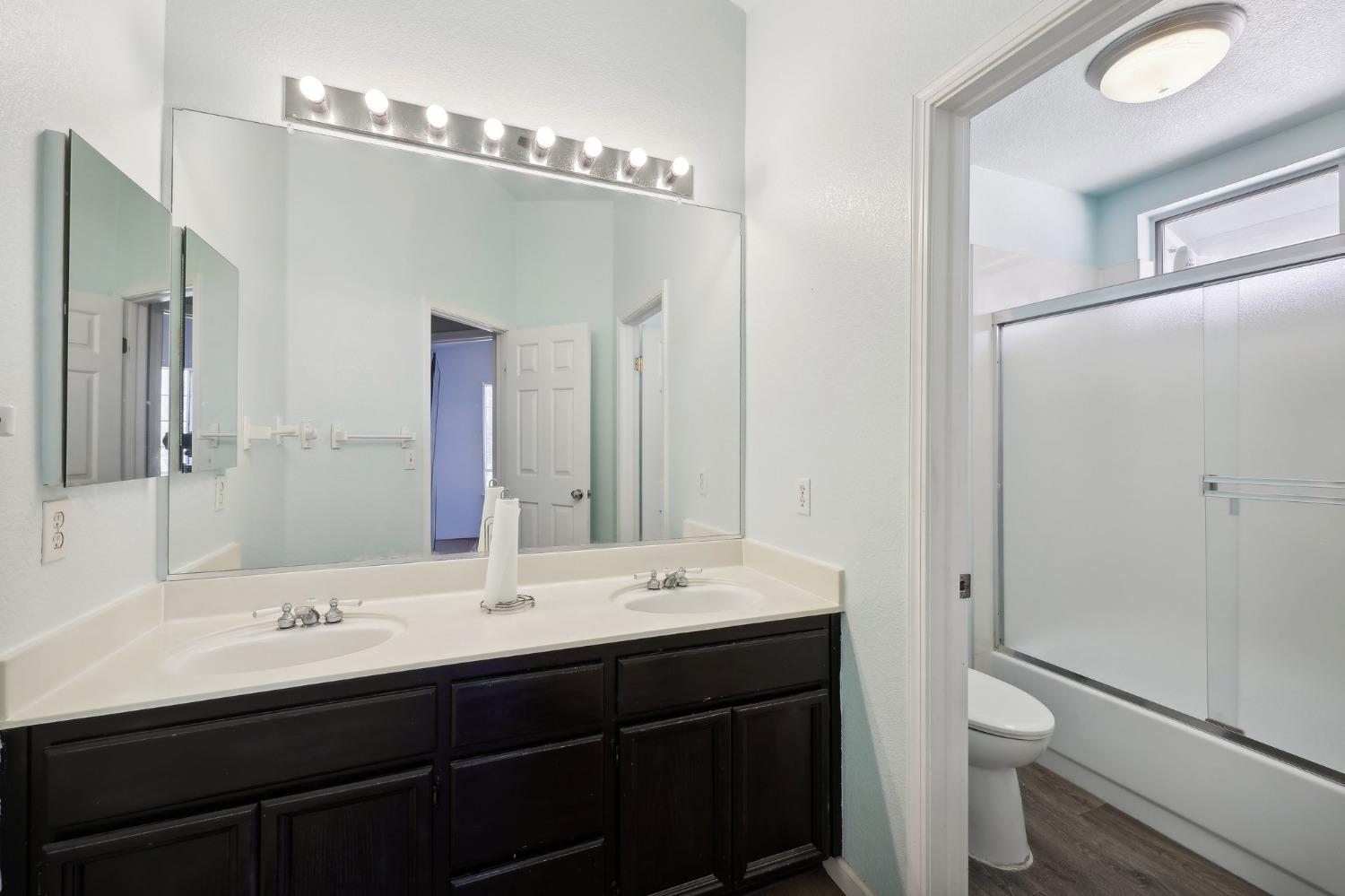 Detail Gallery Image 28 of 40 For 3726 Steve Lillie Cir, Stockton,  CA 95206 - 4 Beds | 2/1 Baths