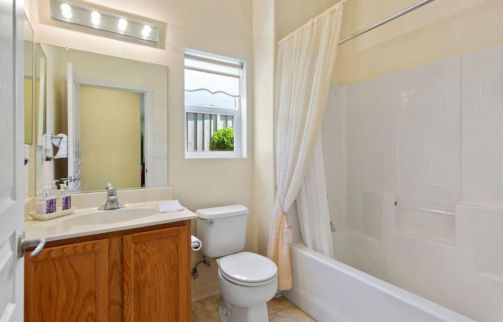 Detail Gallery Image 26 of 38 For 2940 Black Hawk Ln, Lincoln,  CA 95648 - 2 Beds | 2 Baths