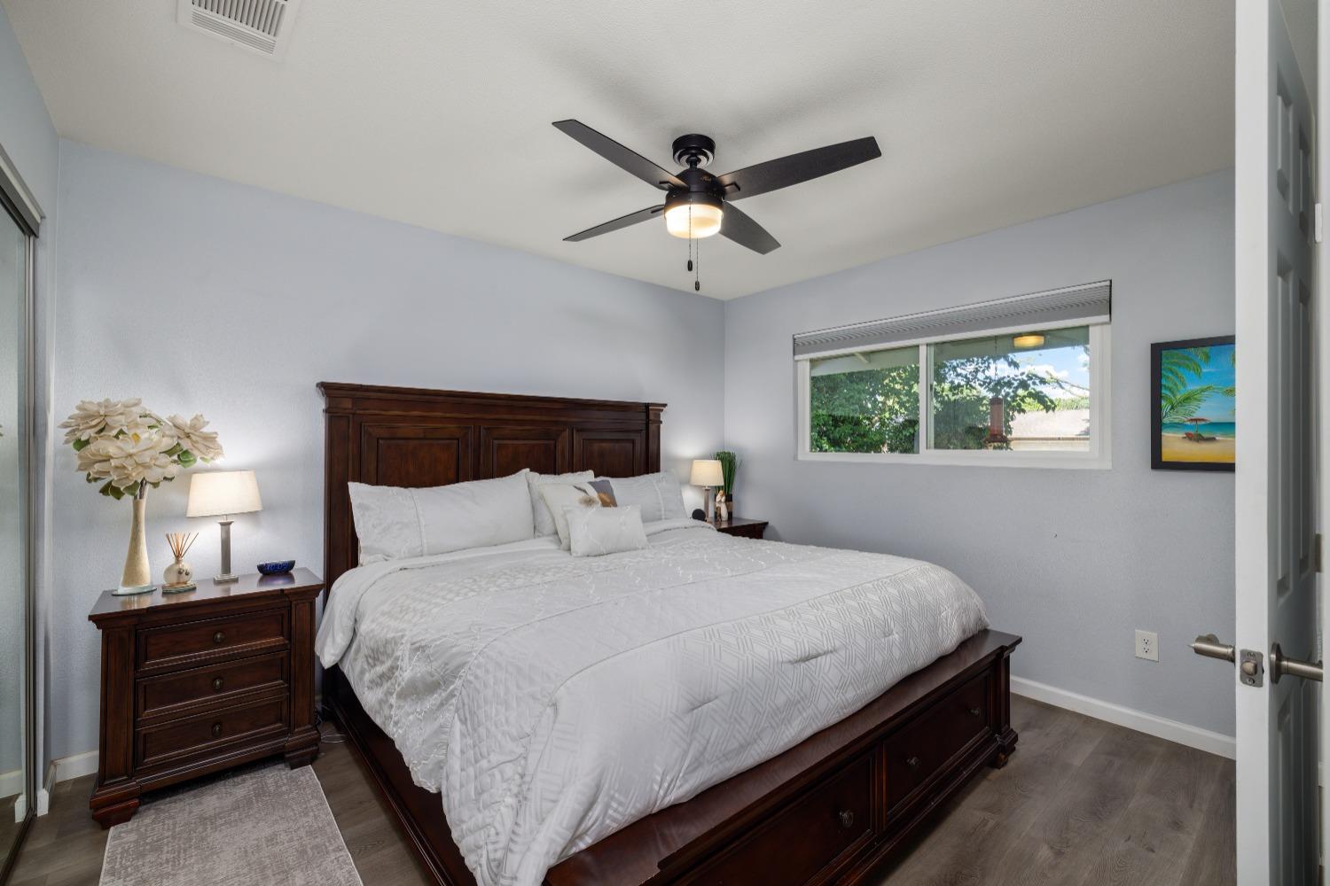 Detail Gallery Image 15 of 31 For 1957 Debonaire Dr, Modesto,  CA 95350 - 3 Beds | 2 Baths