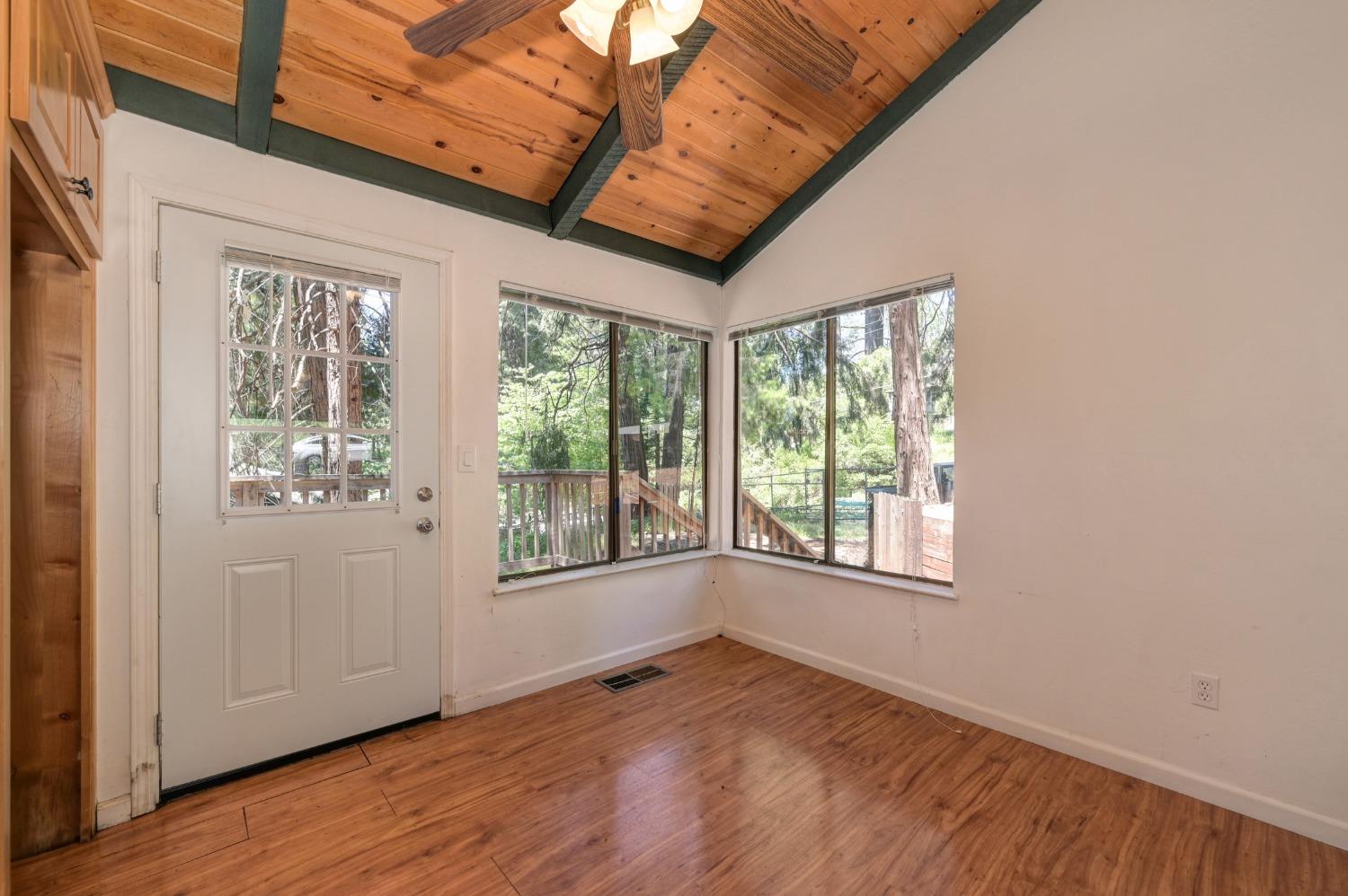 Detail Gallery Image 11 of 39 For 2846 Viona Rd, Pollock Pines,  CA 95726 - 3 Beds | 2 Baths