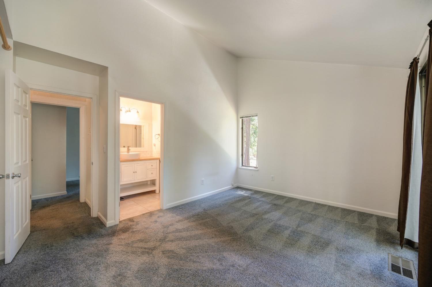 Detail Gallery Image 14 of 39 For 2846 Viona Rd, Pollock Pines,  CA 95726 - 3 Beds | 2 Baths