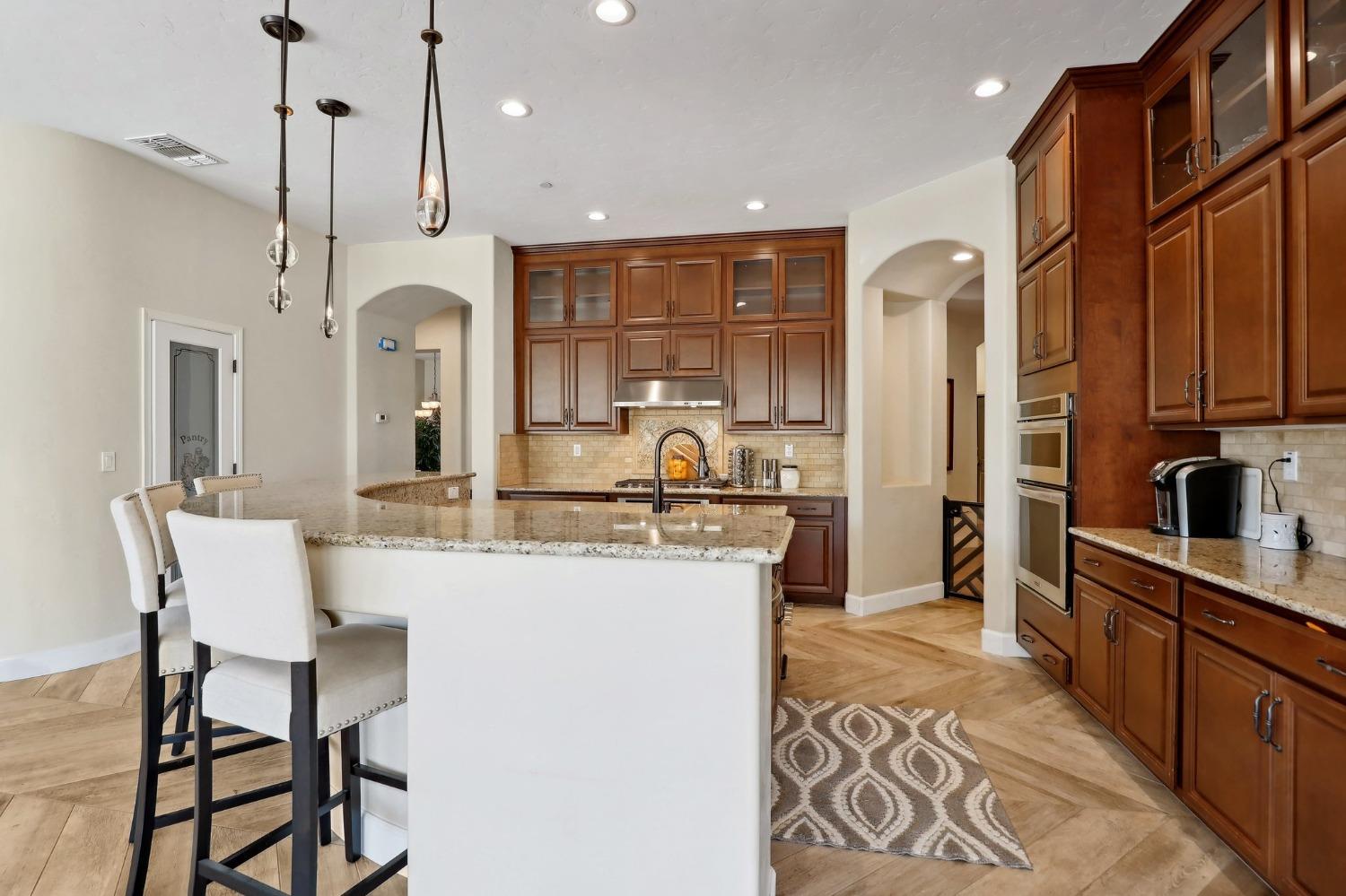 Detail Gallery Image 6 of 45 For 7601 Settlers Trl, Shingle Springs,  CA 95682 - 4 Beds | 3/1 Baths